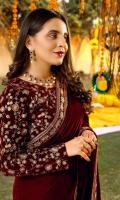 Lavish Maroon Velvet Saree with an elegant combination of “Ada work” (handmade embroidery) and machine embroidery. •Heavy golden tilla and sequin work blouse. •Handmade embroidery on daman.