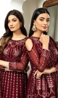 Embroidered Chiffon Front Kalli Embroidered Chiffon Back Kalli Embroidered Chiffon Front Back Body Embroidered Chiffon Sleeves Embroidered Chiffon Front + Back Laser Cut Patch Embroidered Chiffon Pallu Dupatta Dyed Grip Trouser  Model Size: