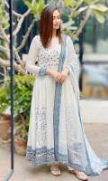 Sana Javed looking absolutely gorgeous in this white pishwas. It is meticulously hand-embroidered paired with white churidar and dupatta to complete the look.