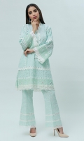 This traitional chikan Kurta with beautiful mirror work encrusted alongside the borders with laces. Paired with lace embellished chikan bootcut pants