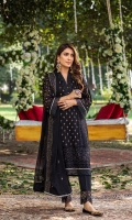 Embroidered Chiffon Front: 1 Yard (Shirt Length with Border 43”+) Embroidered Chiffon Sleeves: 0.62 Yards Dyed Chiffon Back: 1.25 Yards Embroidered Chiffon Dupatta: 2.5 Yards 2 Embroidered Organza Trouser Borders (22”x2) Dyed Rawsilk Bottom Fabric: 2.5 Yards Inner Fabric Included