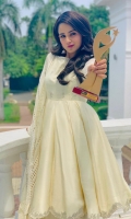 Product details: Fabric: Raw silk and Organza Items: 3 Colour: Off white -Fakhira Pishwas is a flowy knee length pishwas featuring handworked bodice and sleeves. The organza dupatta comes adorned with croatian laces as shown in the picture.