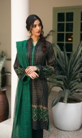 A soot and green combo stitched in a classic lose fit hand block printed kameez, made in premium lawn. paired with a breathable cambric cotton tulip trousers with scalloped hems. The look is complete with a green hand woven cotton karandi dupatta.  3pc Lawn kameez.  Cambric tulip trouser.  Handwoven cotton karandi dupatta.