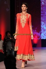 Readymade-Partywear-For-Eid-2014 (2)