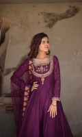 Jaamni A pishwas paper cotton blended with delicate handwork of zarri and dabka on neckline sleeves and sleeves border . Including jamwaar trouser and full chann net dupatta