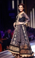 Bollywood actress Esha Gupta at Grand Finale by designer  Ritu Kumar show Wills Lifestyle India Fashion Week 2013 in New Delhi. (Photo: IANS/Amlan)