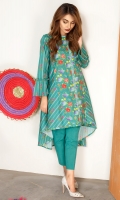 A Symmetrical Printed Kurta With Floral Designs And Long Back
