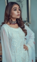 Embroidered Chiffon Front: 1 Yard (Shirt Length with Border 42”+) Embroidered Chiffon Sleeves: 0.60 Yards Dyed Chiffon Back: 1 Yard Embroidered Chiffon Dupatta: 2.75 Yards Dyed Pakistani Raw silk Bottom Fabric: 2.5 Yards Inner Fabric Included