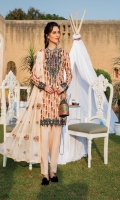 Digital Printed Luxury Lawn Shirt With Embroidered Neck Embroidered Bamber Chiffon Dupatta Cotton Dyed Trouser Embroidered Lass Fort+Patches